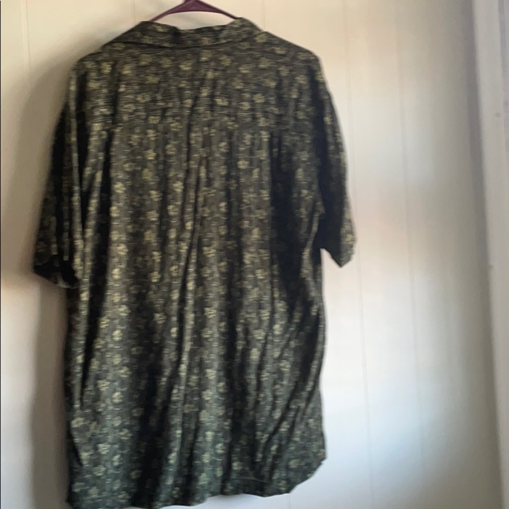 Men’s button down - Picture 4 of 4